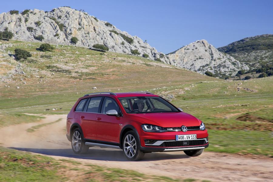  Volkswagen Golf Alltrack 2014 года  (фото 11 из 30)